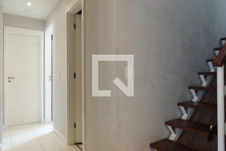 Corredor de apartamento para alugar com 3 quartos, 189m² em Jacarepaguá, Rio de Janeiro