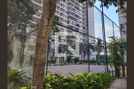 Apartamento para alugar com 189m², 3 quartos e 2 vagas Apartamento para alugar com 189m², 3 quartos e 2 vagasQuadra Esportiva
