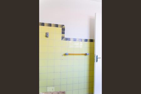 Casa à venda com 120m², 2 quartos e 2 vagasBanheiro