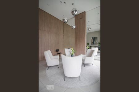 Studio para alugar com 38m², 1 quarto e 1 vaga Studio para alugar com 38m², 1 quarto e 1 vagaHall Social