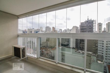 Studio para alugar com 38m², 1 quarto e 1 vaga Studio para alugar com 38m², 1 quarto e 1 vagaVaranda