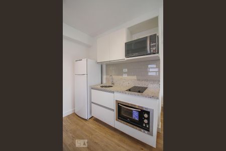 Cozinha de kitnet/studio para alugar com 1 quarto, 38m² em Santa Cecília, São Paulo