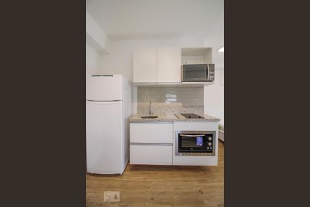 Cozinha de kitnet/studio para alugar com 1 quarto, 38m² em Santa Cecília, São Paulo