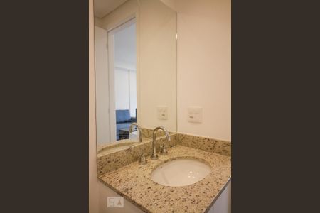 Studio para alugar com 38m², 1 quarto e 1 vaga Studio para alugar com 38m², 1 quarto e 1 vagaBanheiro