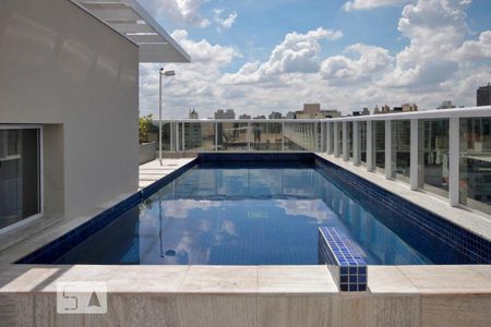 Studio para alugar com 38m², 1 quarto e 1 vaga Studio para alugar com 38m², 1 quarto e 1 vagaÁrea comum - Piscina