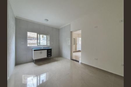 Sala/cozinha de apartamento para alugar com 1 quarto, 30m² em Liberdade, São Paulo