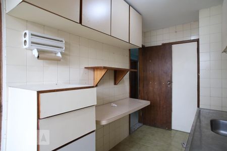 Apartamento à venda com 70m², 3 quartos e sem vagaCozinha