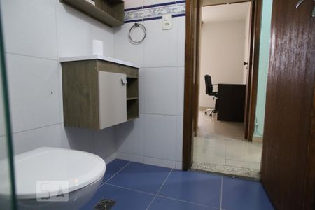 Apartamento à venda com 70m², 3 quartos e sem vagaBanheiro Social