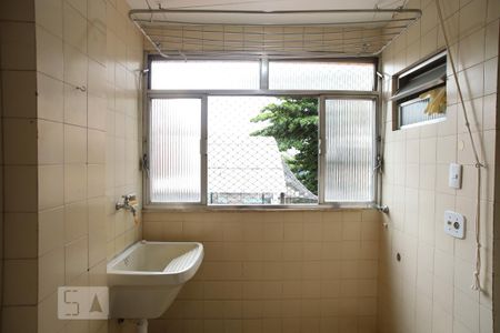 Apartamento à venda com 70m², 3 quartos e sem vagaÁrea de Serviço