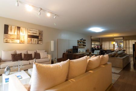 Sala de casa para alugar com 4 quartos, 300m² em Cidade Monções, São Paulo