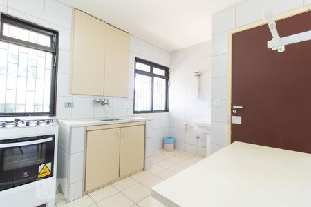 Cozinha de apartamento para alugar com 2 quartos, 67m² em Asa Norte, Brasília