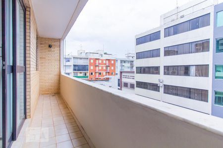 Studio para alugar com 48m², 1 quarto e sem vaga Studio para alugar com 48m², 1 quarto e sem vagavaranda