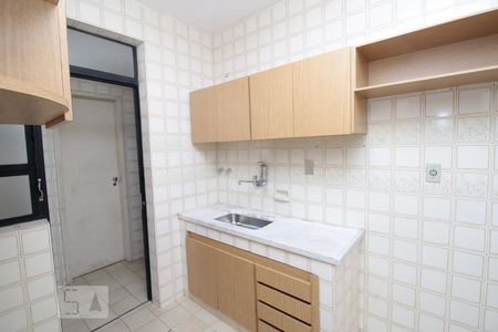 Cozinha de apartamento para alugar com 2 quartos, 75m² em Boa Viagem, Belo Horizonte