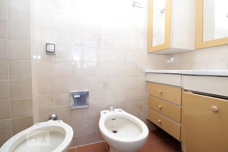 Banheiro da Suíte de apartamento para alugar com 2 quartos, 75m² em Boa Viagem, Belo Horizonte