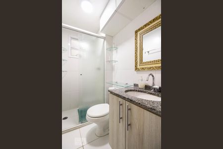 Banheiro  de apartamento à venda com 3 quartos, 60m² em Belenzinho, São Paulo