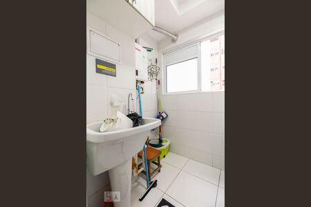 Apartamento à venda com 60m², 3 quartos e 1 vagaÁrea de serviço 