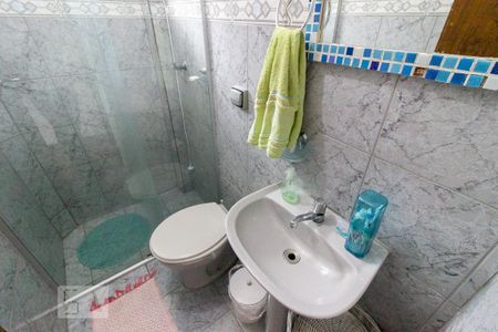 Apartamento à venda com 42m², 2 quartos e 1 vaga Apartamento à venda com 42m², 2 quartos e 1 vagaBanheiro