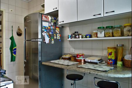 Apartamento à venda com 180m², 3 quartos e 2 vagasCozinha