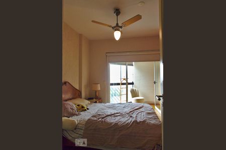 Apartamento à venda com 180m², 3 quartos e 2 vagasSuite