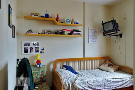 Apartamento à venda com 180m², 3 quartos e 2 vagasQuarto 2