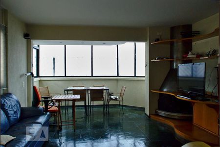 Cobertura de apartamento à venda com 3 quartos, 180m² em Indianópolis, São Paulo