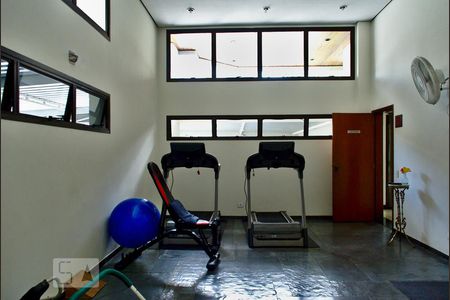 Apartamento à venda com 180m², 3 quartos e 2 vagasÁrea Comum