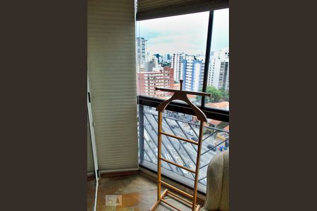 Apartamento à venda com 180m², 3 quartos e 2 vagasSuite