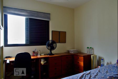 Apartamento à venda com 180m², 3 quartos e 2 vagasQuarto 1