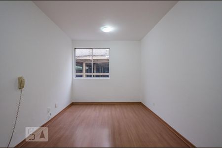 Sala de apartamento para alugar com 2 quartos, 63m² em Cidade Jardim, Belo Horizonte