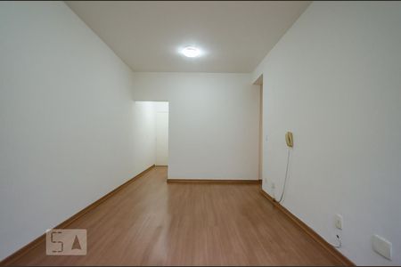 Sala de apartamento para alugar com 2 quartos, 63m² em Cidade Jardim, Belo Horizonte