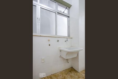Apartamento para alugar com 63m², 2 quartos e 1 vagaÁrea de Serviço