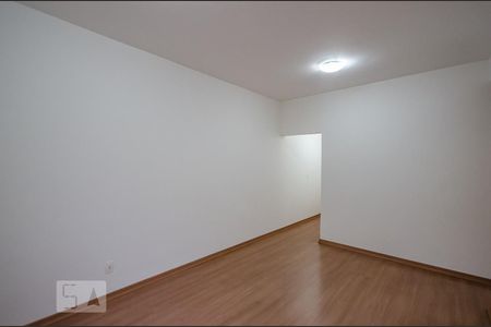 Sala de apartamento para alugar com 2 quartos, 63m² em Cidade Jardim, Belo Horizonte
