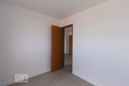 quarto 1 de apartamento para alugar com 2 quartos, 48m² em Protásio Alves, Porto Alegre