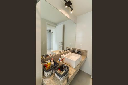 Apartamento para alugar com 110m², 2 quartos e 2 vagas Apartamento para alugar com 110m², 2 quartos e 2 vagasBanheiro Quarto 2 - Suíte