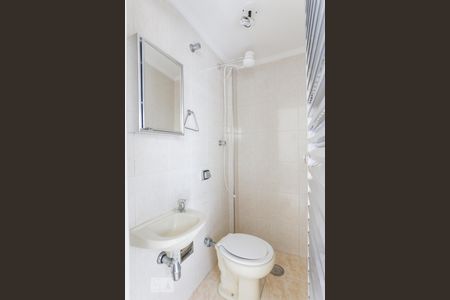 Apartamento à venda com 105m², 3 quartos e 1 vaga Apartamento à venda com 105m², 3 quartos e 1 vagaBanheiro de Serviço