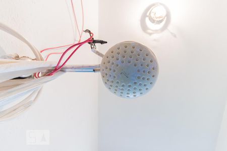 Casa à venda com 1200m², 3 quartos e 8 vagas Casa à venda com 1200m², 3 quartos e 8 vagasDetalhe banheiro