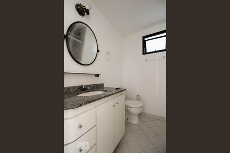 Banheiro  de apartamento à venda com 2 quartos, 62m² em Brás, São Paulo