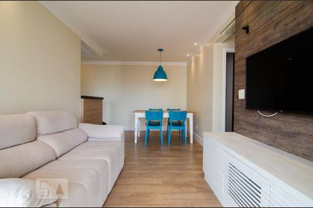 Sala de apartamento para alugar com 2 quartos, 60m² em Cambuí, Campinas