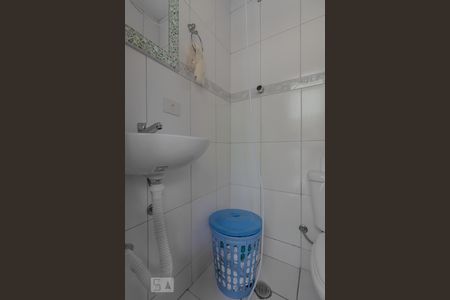 Casa à venda com 150m², 3 quartos e 2 vagasBanheiro de serviço