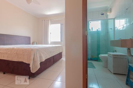 Casa à venda com 150m², 3 quartos e 2 vagasQuarto Suíte