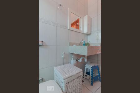 Casa à venda com 150m², 3 quartos e 2 vagasBanheiro Suíte