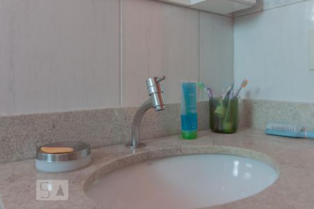 Casa à venda com 150m², 3 quartos e 2 vagasBanheiro Suíte