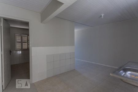 Sala e cozinha de casa de condomínio para alugar com 1 quarto, 36m² em Camaquã, Porto Alegre