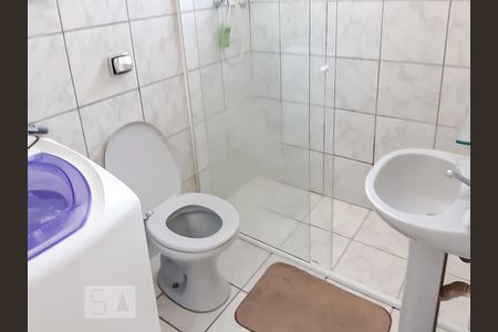 Studio para alugar com 34m², 1 quarto e sem vaga Studio para alugar com 34m², 1 quarto e sem vagaBanheiro