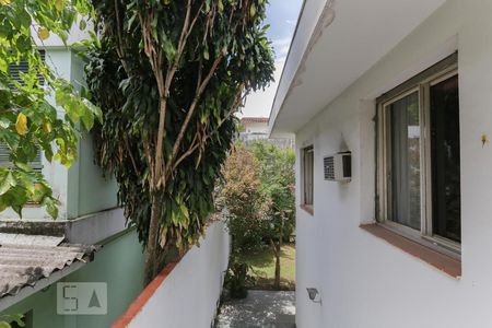 Casa à venda com 387m², 4 quartos e 6 vagasVista
