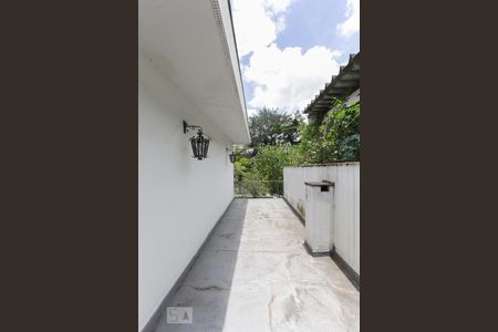 Casa à venda com 387m², 4 quartos e 6 vagasSacada