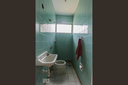 Casa à venda com 387m², 4 quartos e 6 vagasBanheiro Edícula