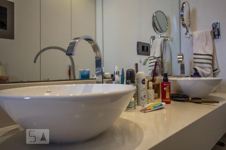 Apartamento para alugar com 2 quartos, 90m² em Cerqueira César, São Paulo