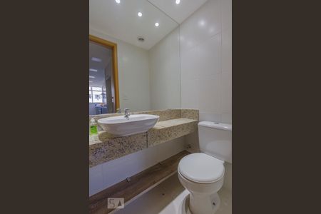 Apartamento à venda com 84m², 2 quartos e 1 vagaLavabo