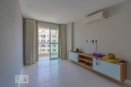 Sala de apartamento à venda com 2 quartos, 84m² em Icaraí, Niterói